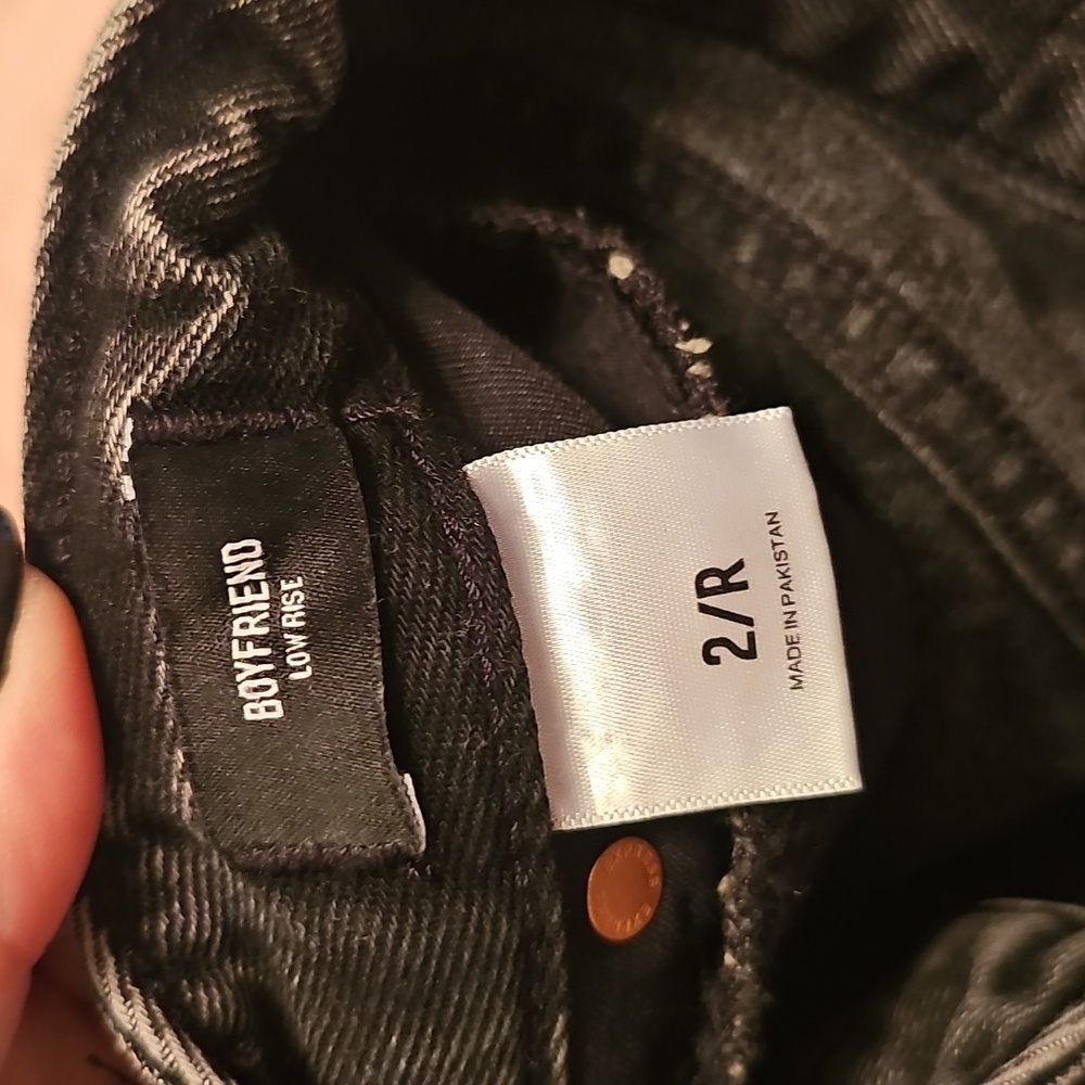 Express Distressed Jeans - Picture 2 of 3
